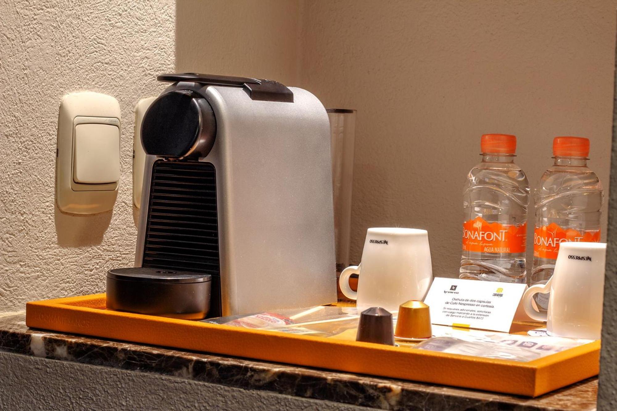 Camino Real Pedregal Mexico Hotel Exterior foto A Nespresso coffee machine in a hotel room